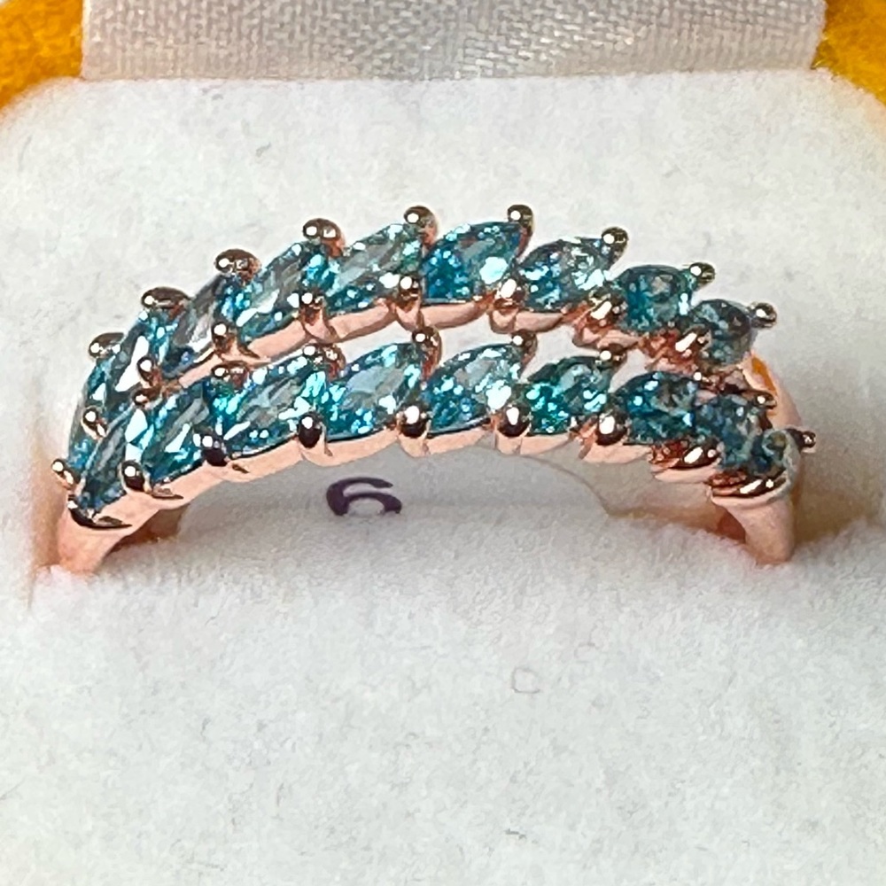 Aqua Blue Cubic Zirconia on rose gold plating